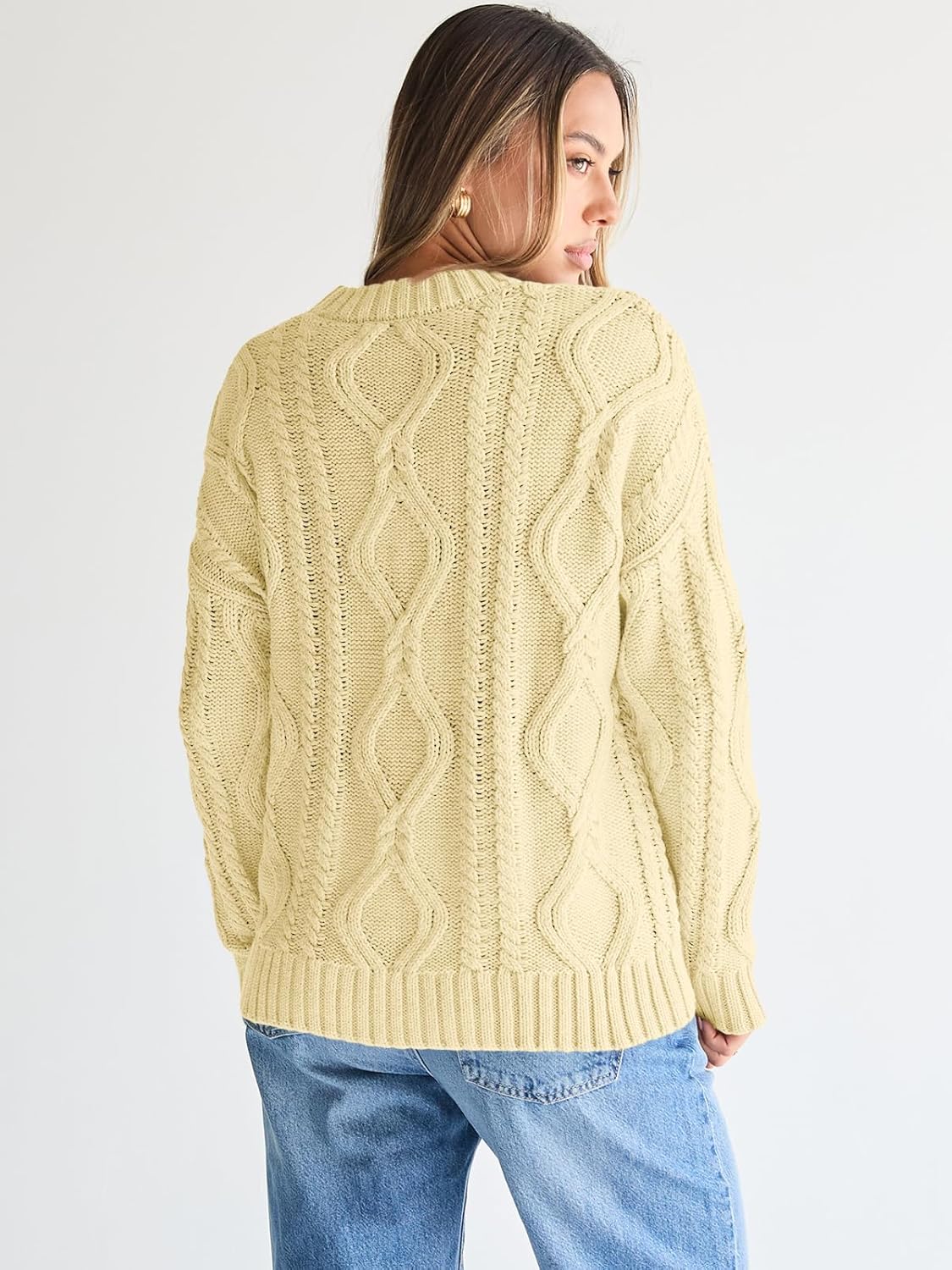The Elara™ Cable Knit Sweater