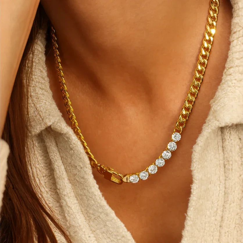 Maelle Diamond Necklace