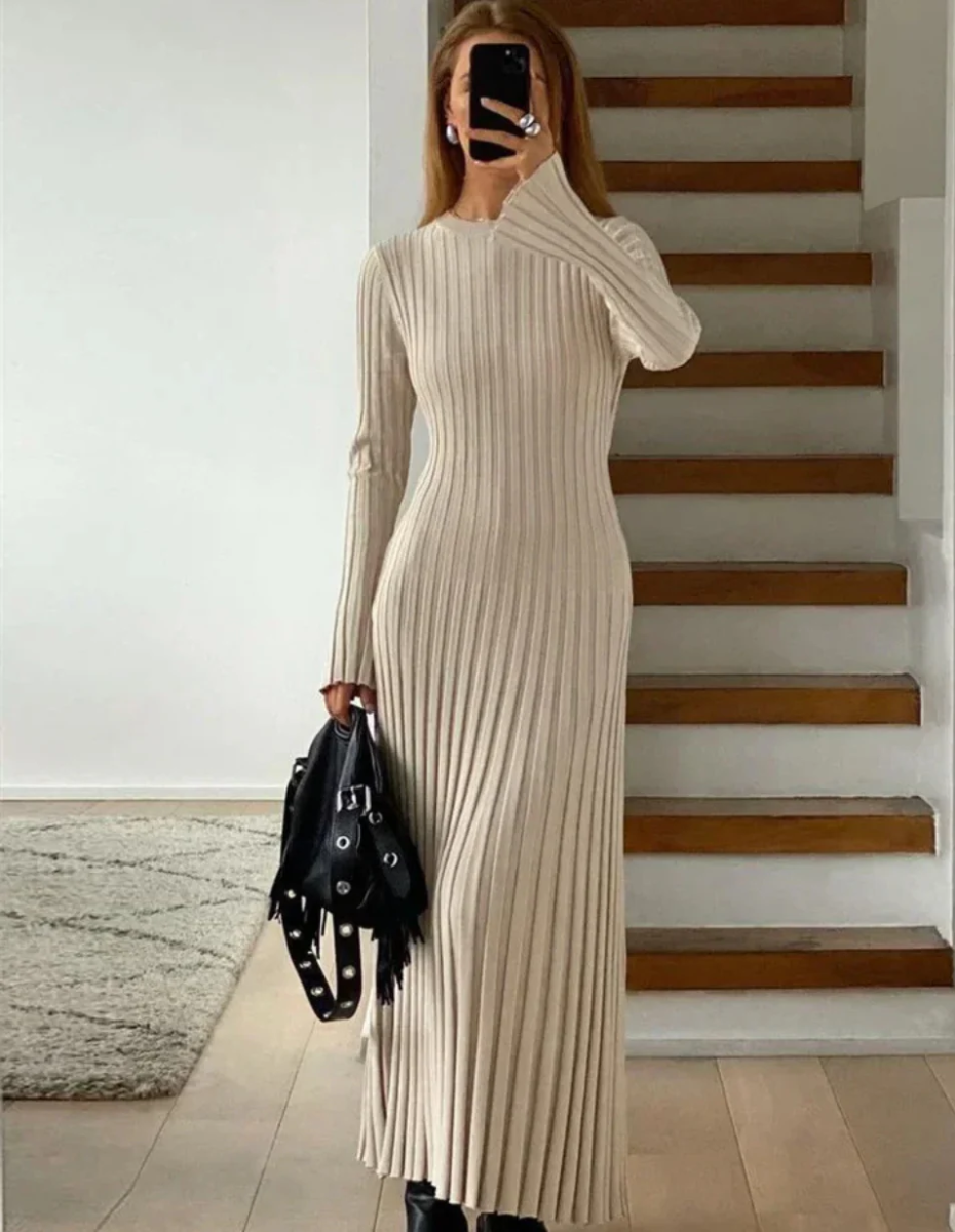 Ribbed Knit Maxi Dress