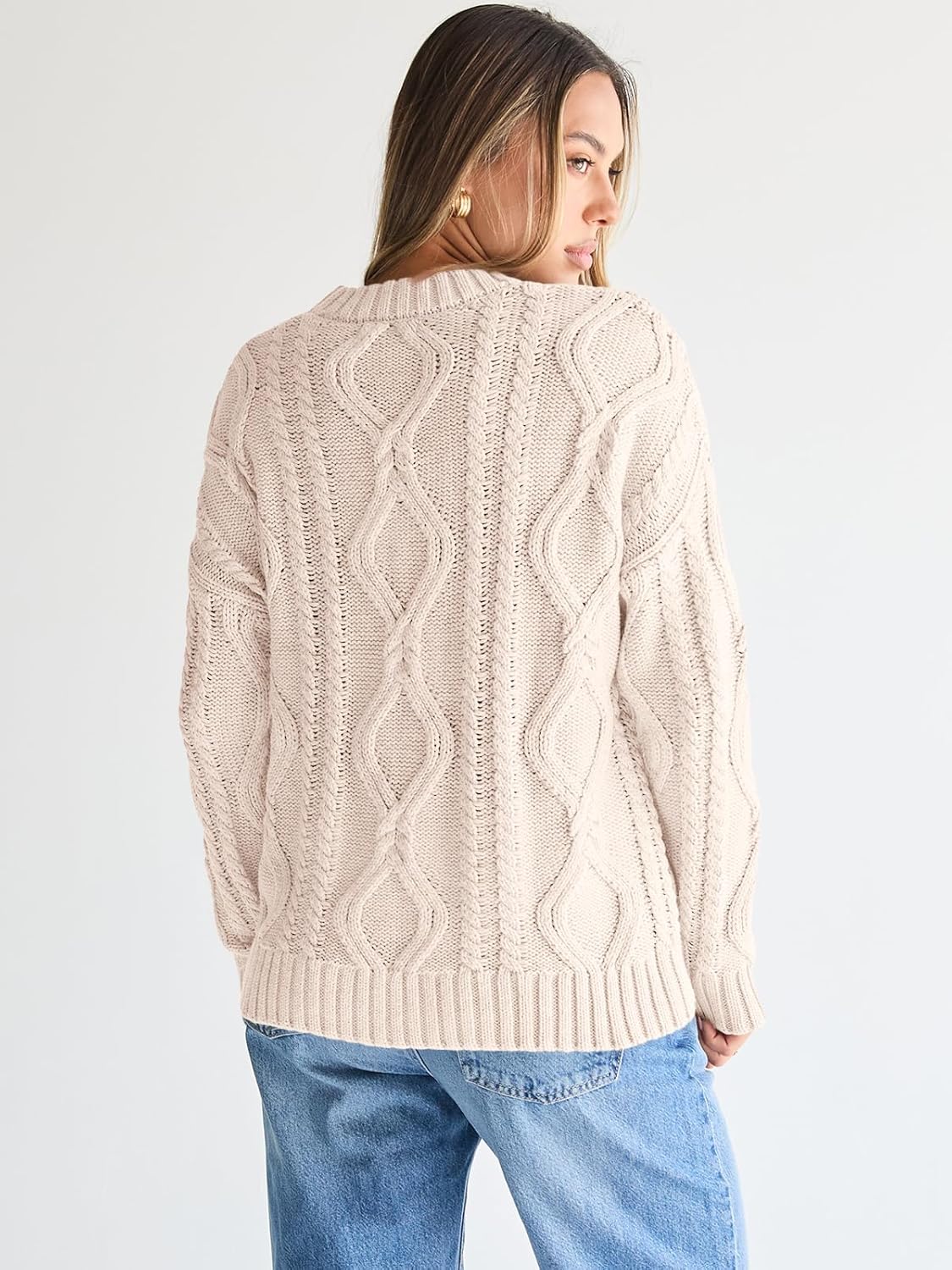 The Elara™ Cable Knit Sweater
